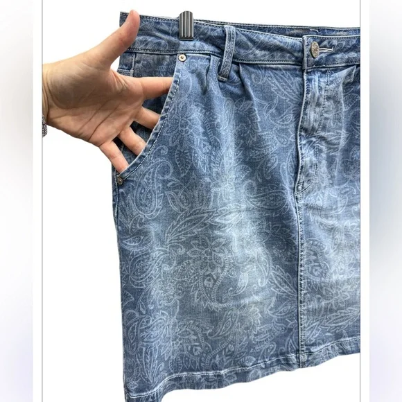 SEVEN Delaney Denim Mini Skirt Floral Paisley Sz 12 - Picture 2 of 7